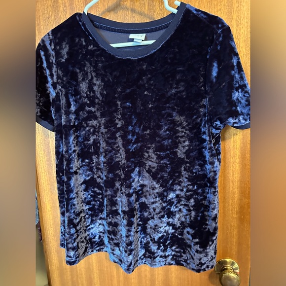 Y2K Style Navy Blue Velvet Tee Shirt Whimsigoth - Picture 1 of 3